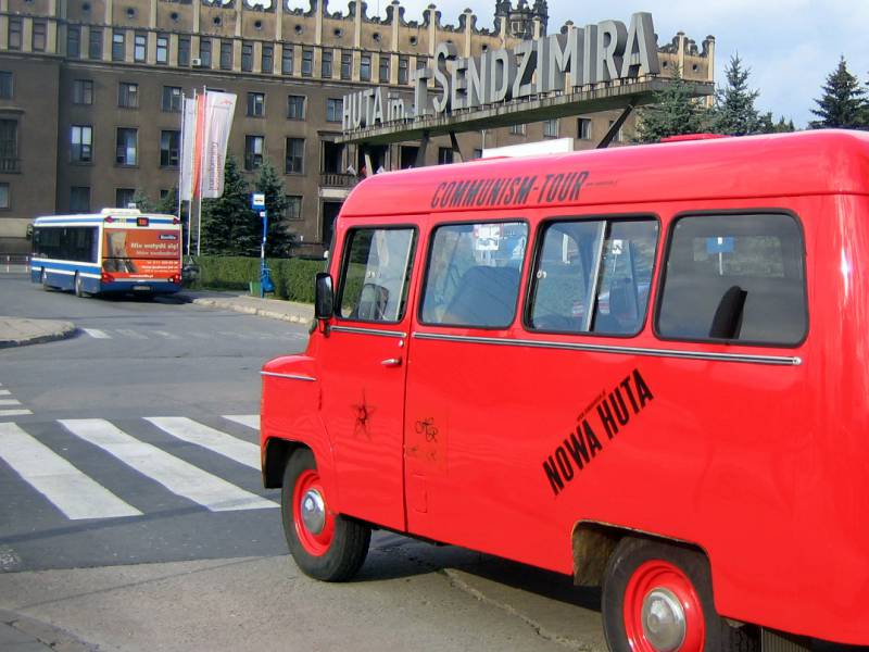 nowa huta communism tour car