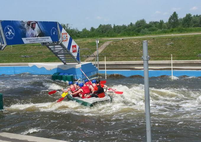 krakow stag do white water rafting