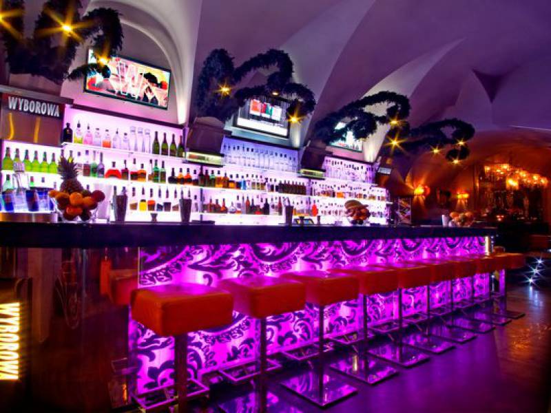 krakow cocktail bars