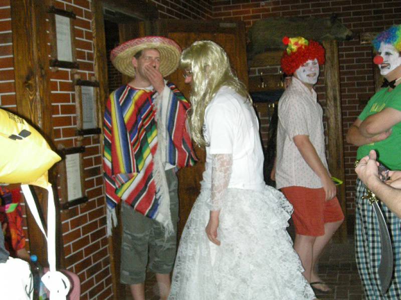 bridal costume