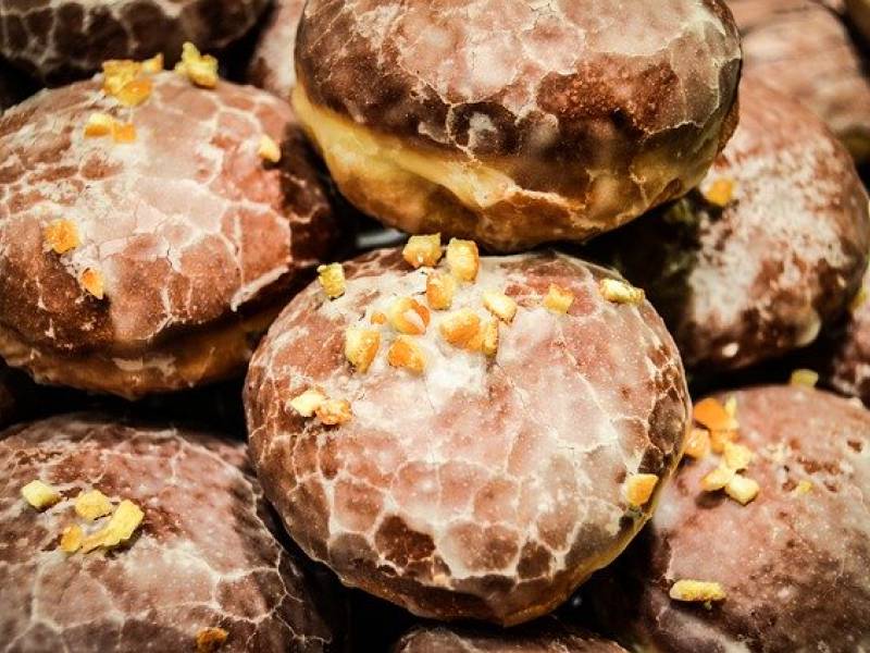 picture of polish donuts